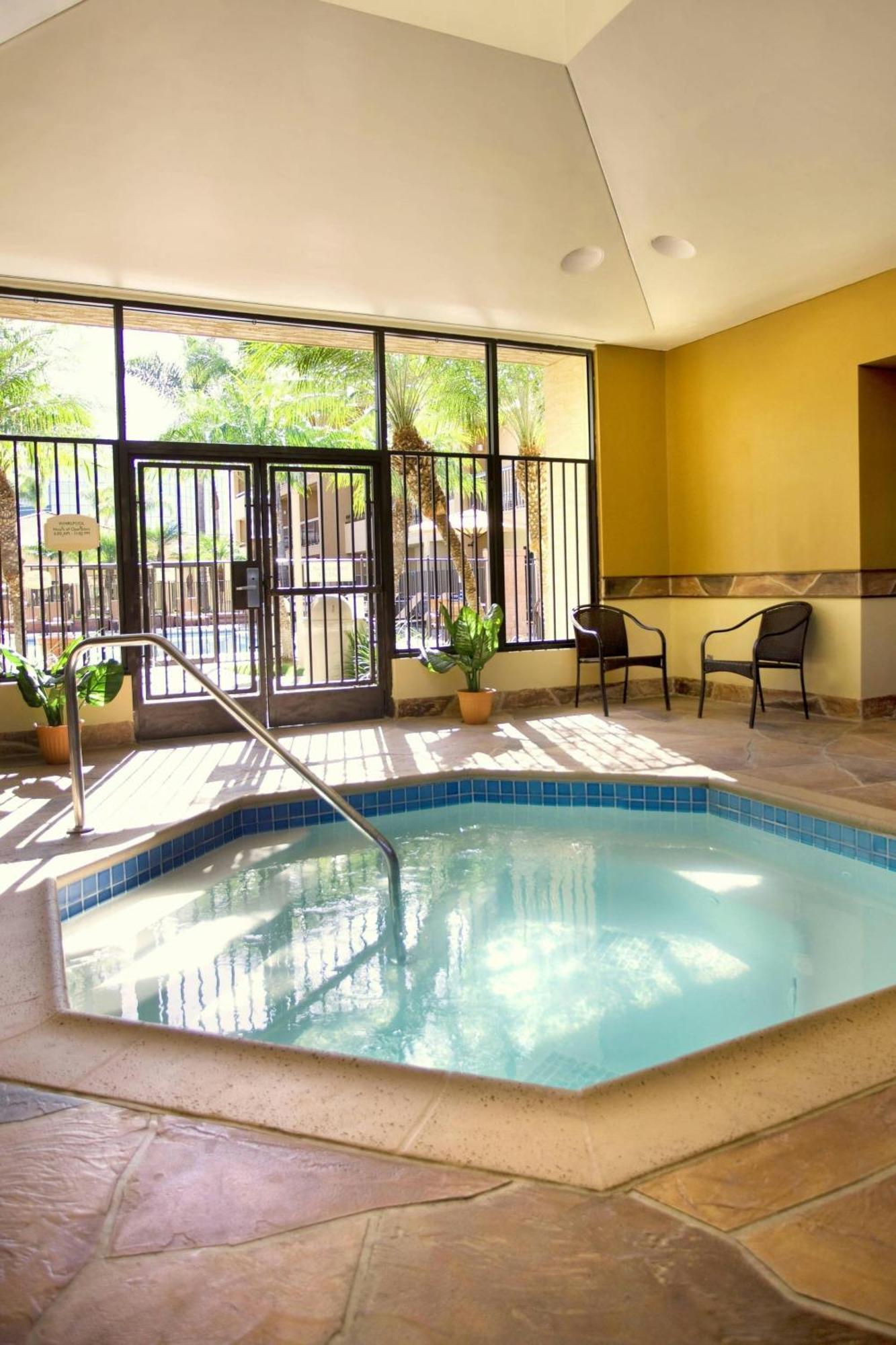 Courtyard By Marriott San Diego Sorrento Valley Екстериор снимка