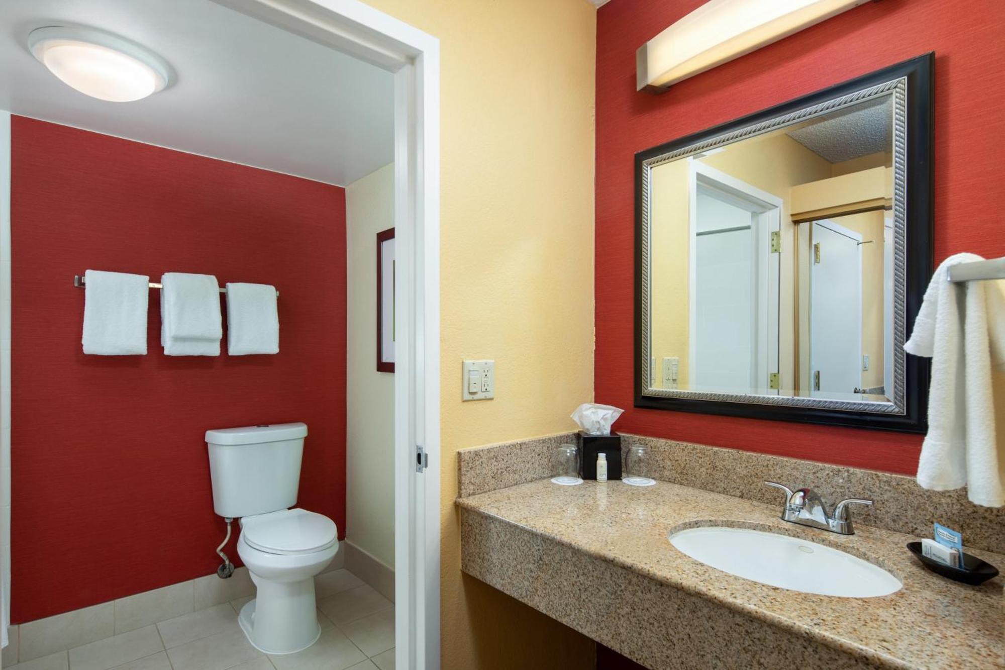 Courtyard By Marriott San Diego Sorrento Valley Екстериор снимка
