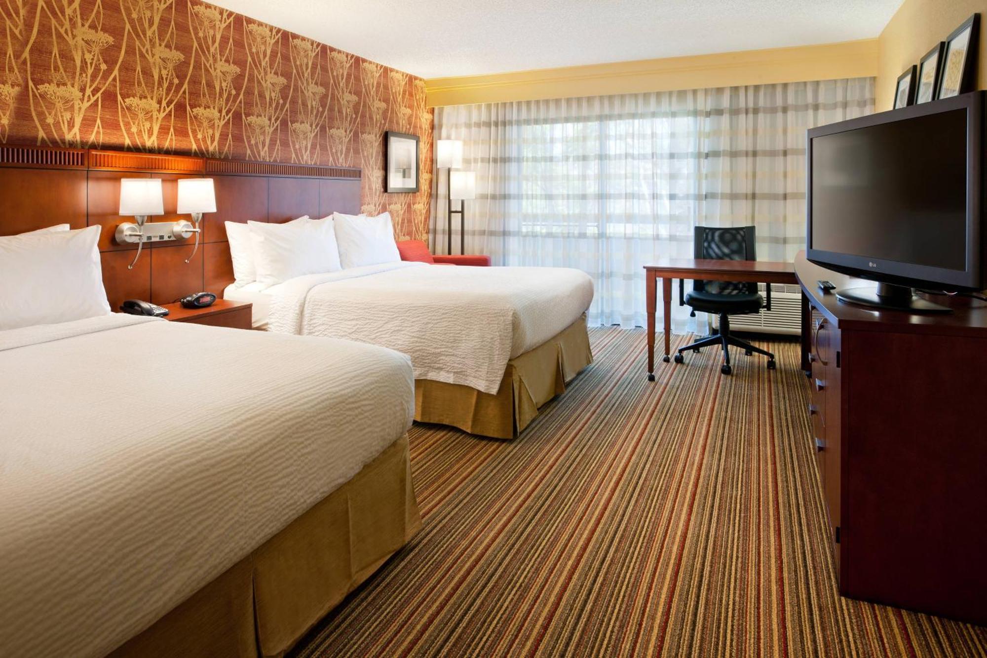 Courtyard By Marriott San Diego Sorrento Valley Екстериор снимка