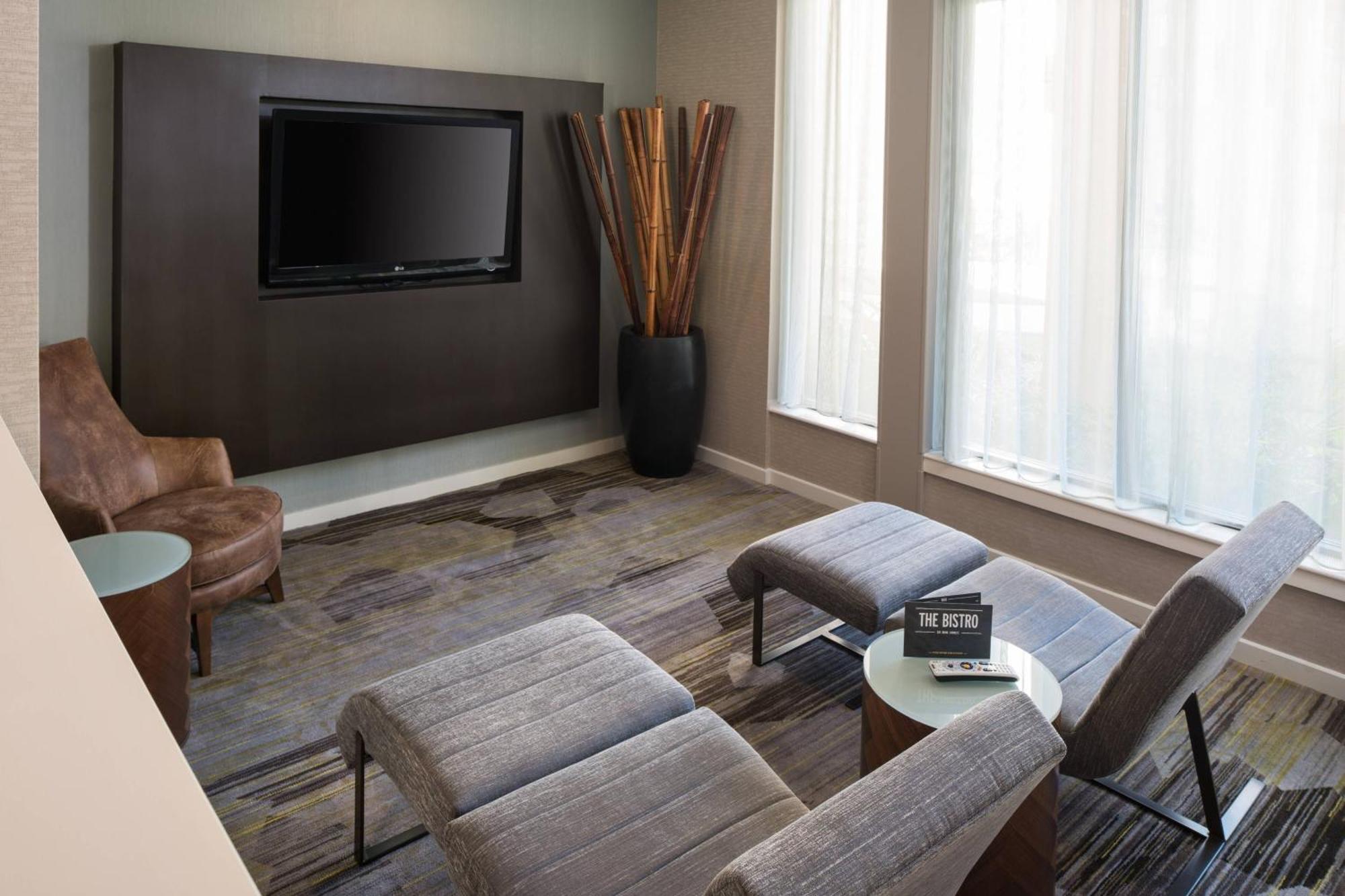 Courtyard By Marriott San Diego Sorrento Valley Екстериор снимка