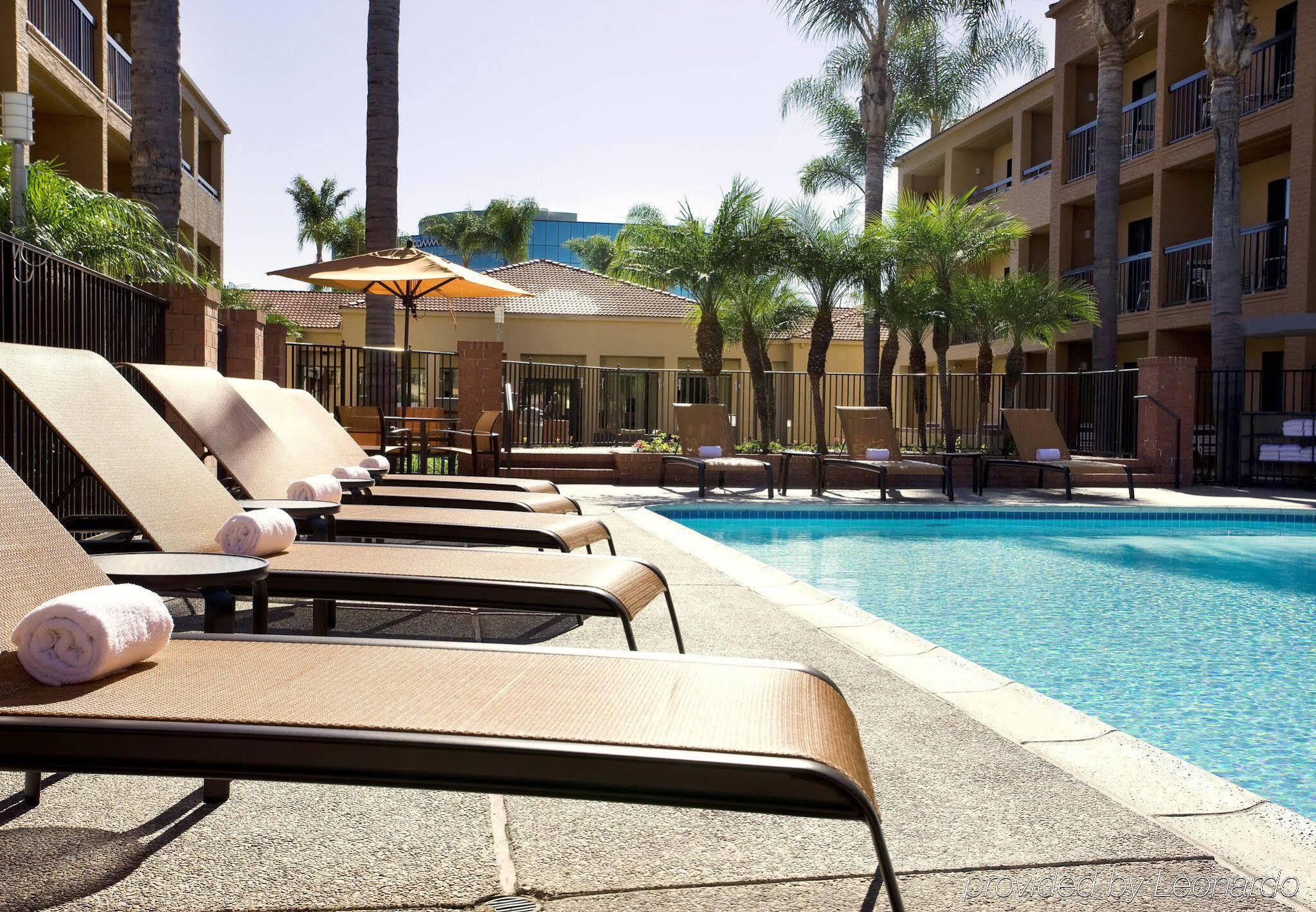 Courtyard By Marriott San Diego Sorrento Valley Екстериор снимка